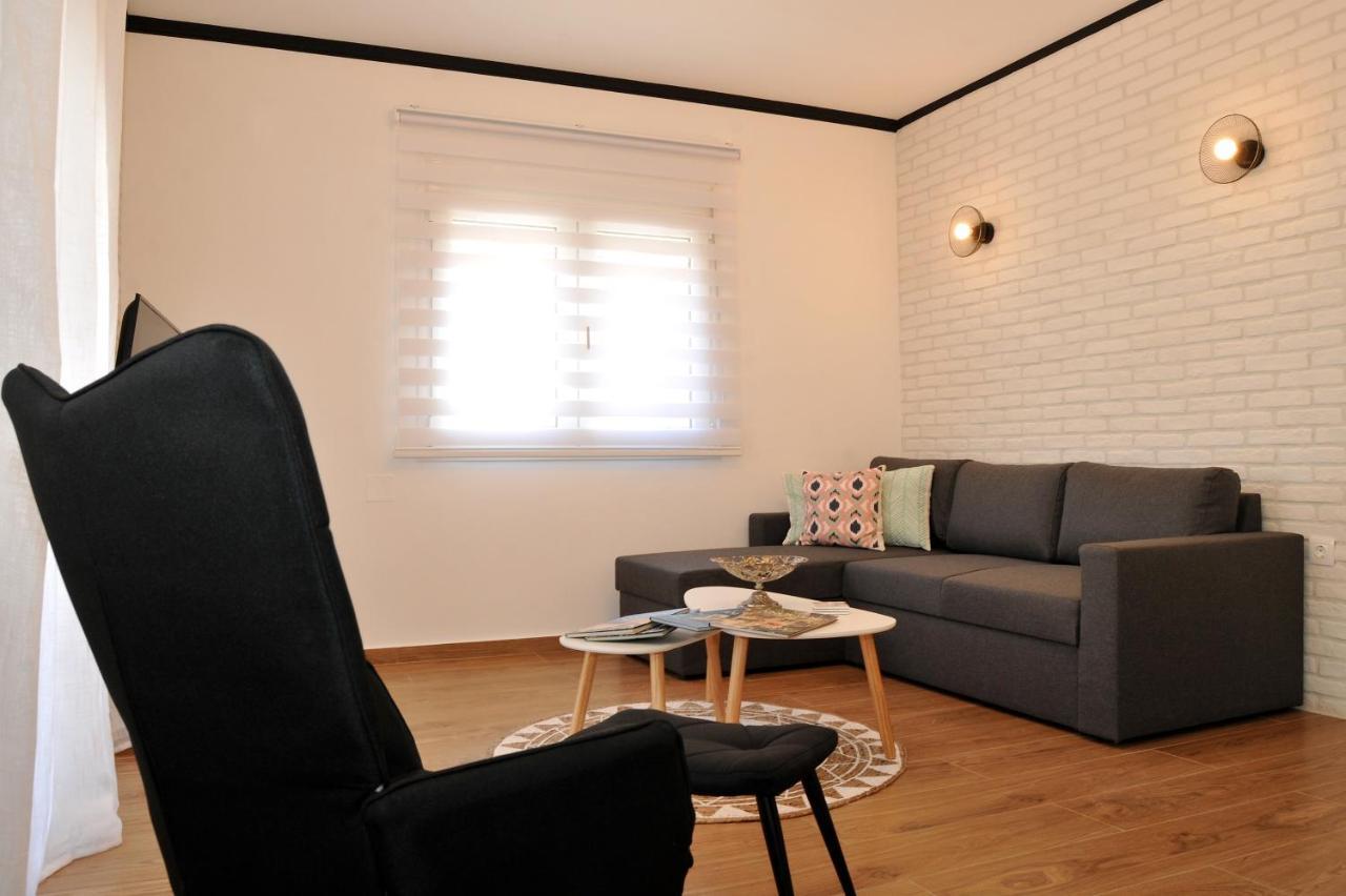 Vintage Apartment Helios 卡兰巴卡 外观 照片